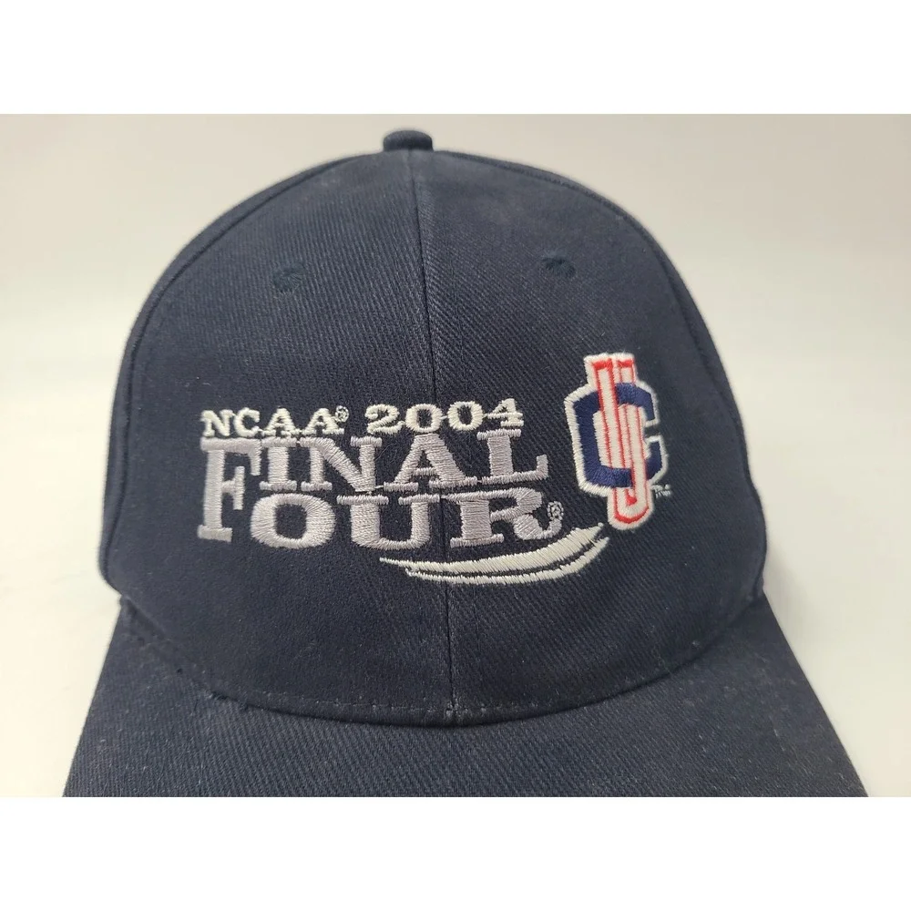 Vintage UConn Huskies 2004 NCAA Final Four Adjustable Hat Cap Dad Men Women Blue
